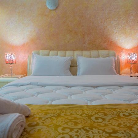 Hotel Carmen Shkodër Esterno foto