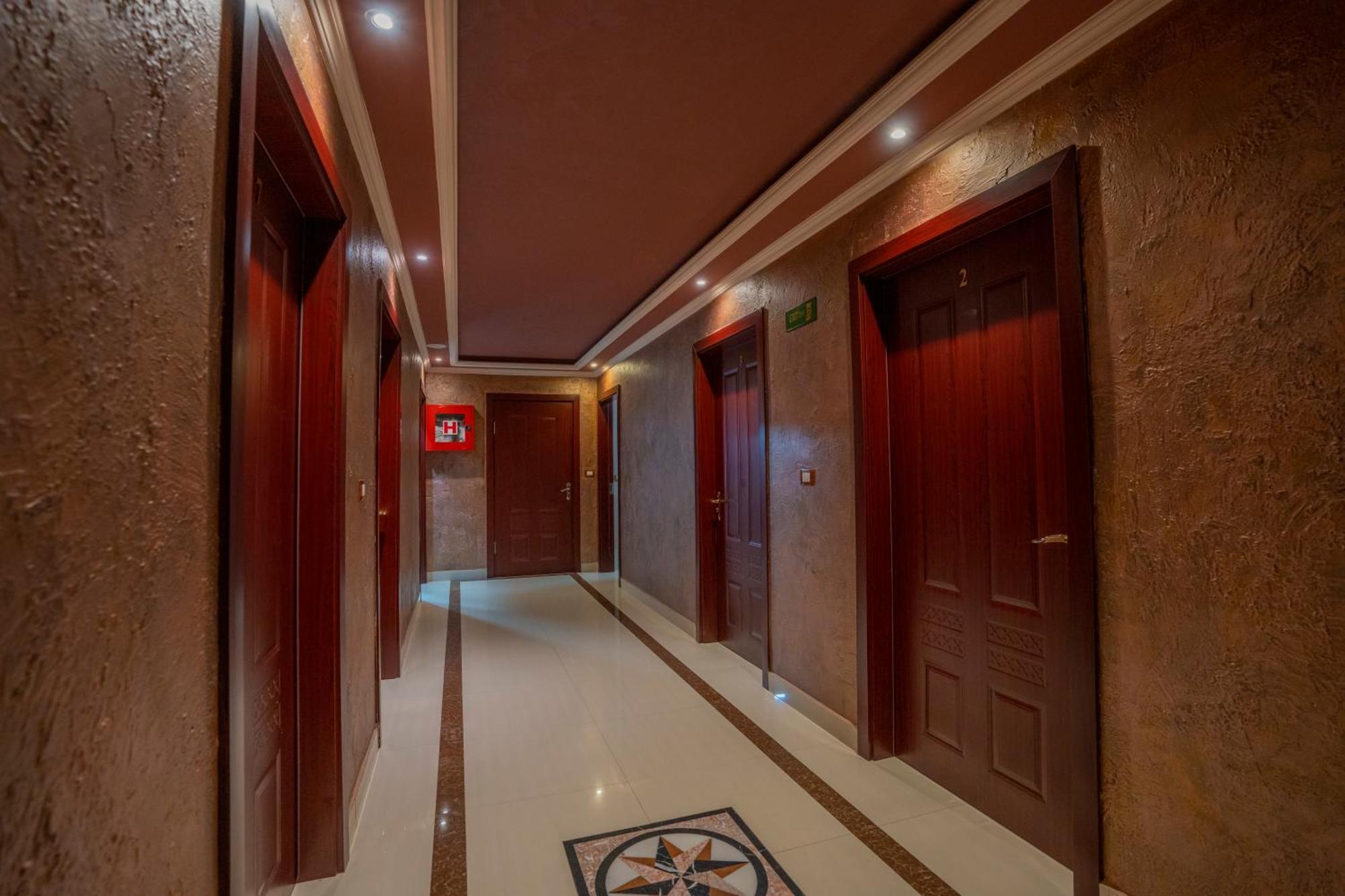 Hotel Carmen Shkodër Esterno foto