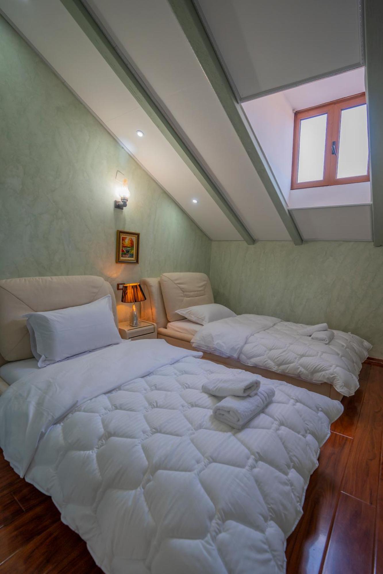Hotel Carmen Shkodër Esterno foto