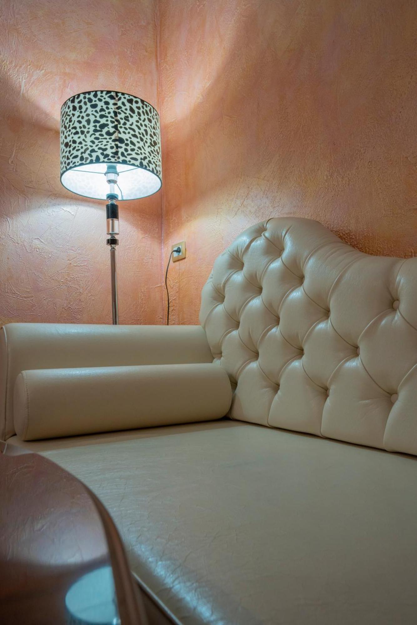 Hotel Carmen Shkodër Esterno foto