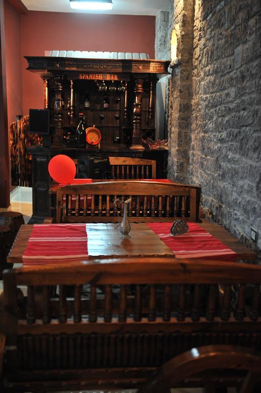 Hotel Carmen Shkodër Esterno foto