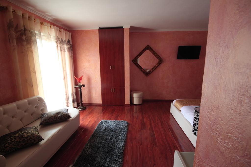 Hotel Carmen Shkodër Camera foto