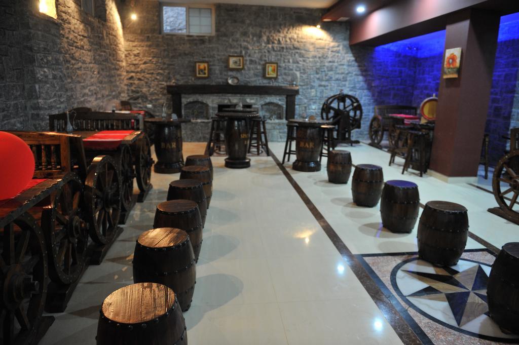 Hotel Carmen Shkodër Esterno foto